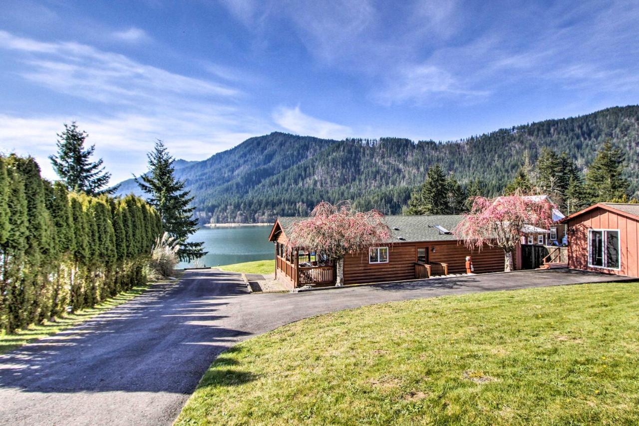 Lakefront Cabin With Stunning Mountain Views And Dock! Mineral Exterior foto