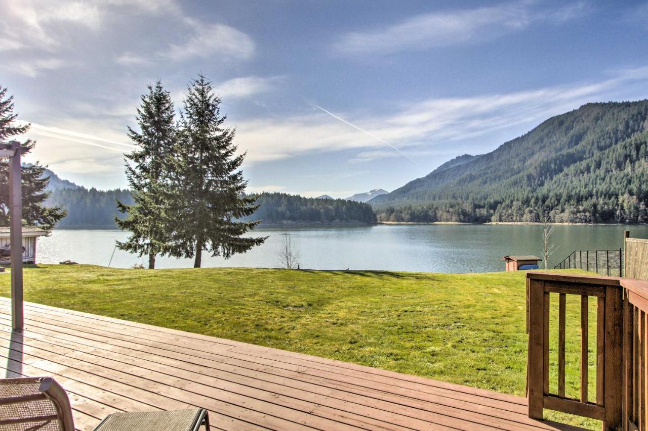 Lakefront Cabin With Stunning Mountain Views And Dock! Mineral Exterior foto