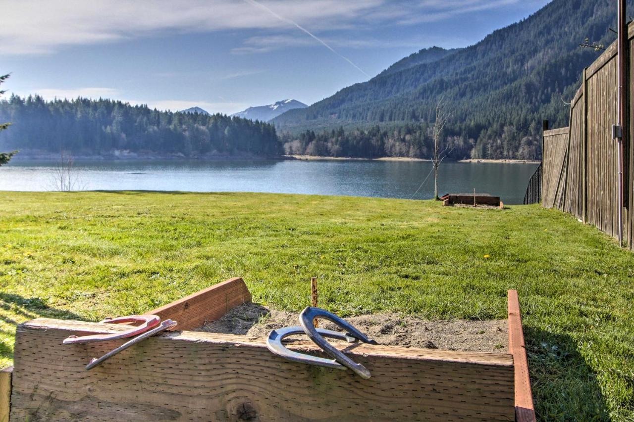Lakefront Cabin With Stunning Mountain Views And Dock! Mineral Exterior foto
